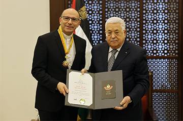 The President of Palestine Awards Rev. Prof. Dr. Mitri Raheb The Star of Bethlehem of The Order of Bethlehem